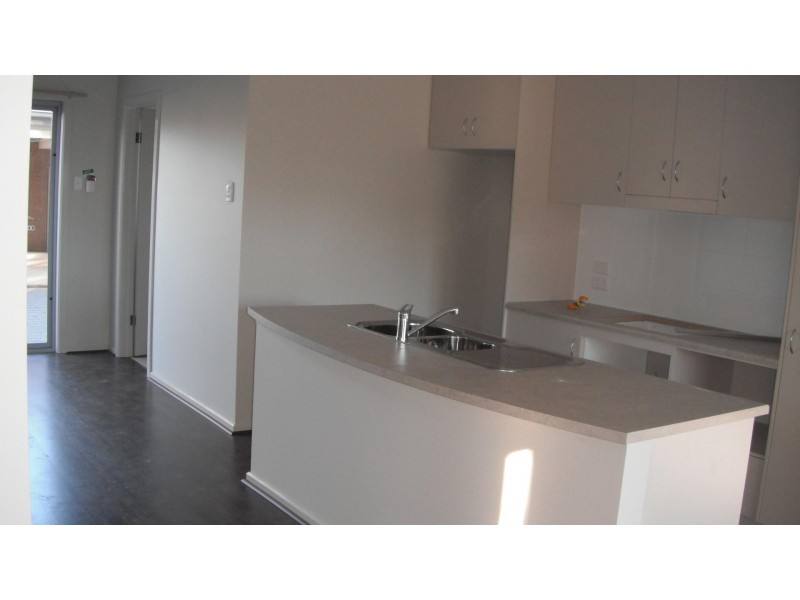 15 Carbone Terrace, Woodville SA 5011