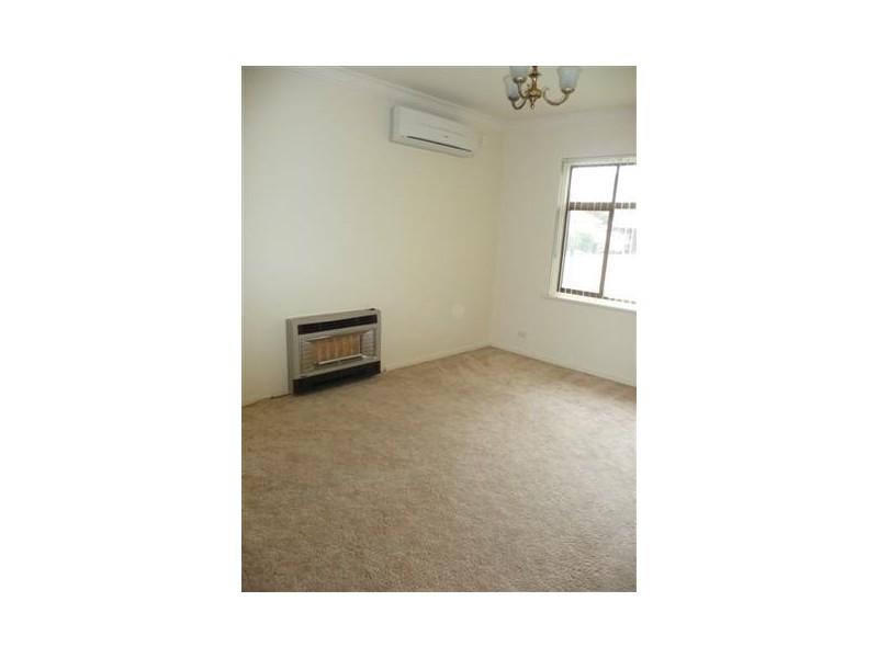 32 Fawnbrake Crescent, West Beach SA 5024