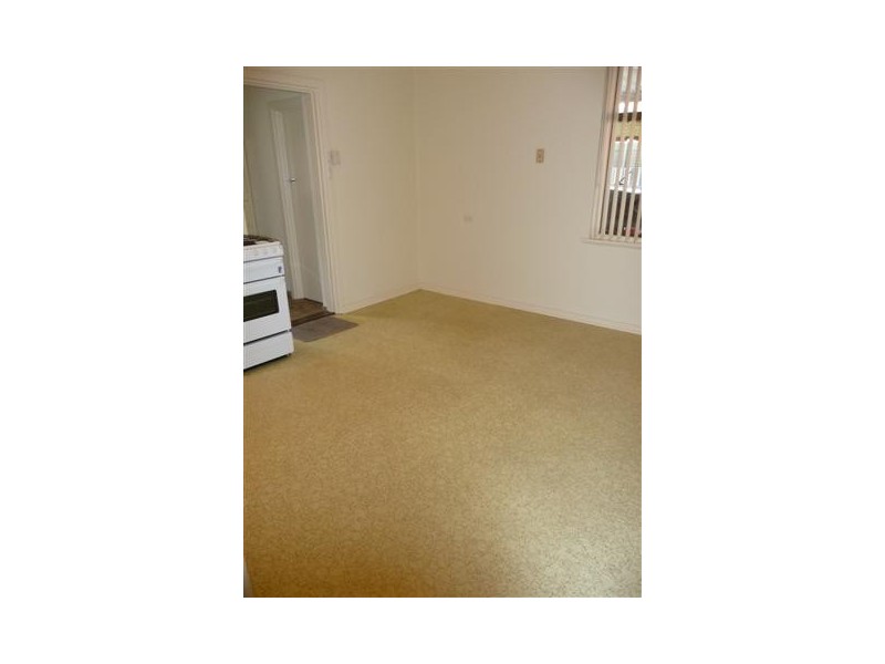 32 Fawnbrake Crescent, West Beach SA 5024