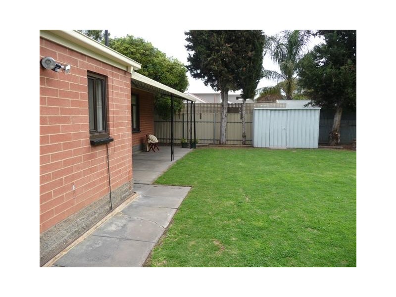 32 Fawnbrake Crescent, West Beach SA 5024