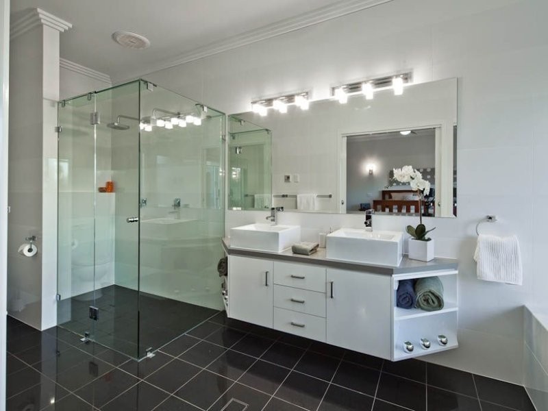 4 Alexander Avenue, Grange SA 5022