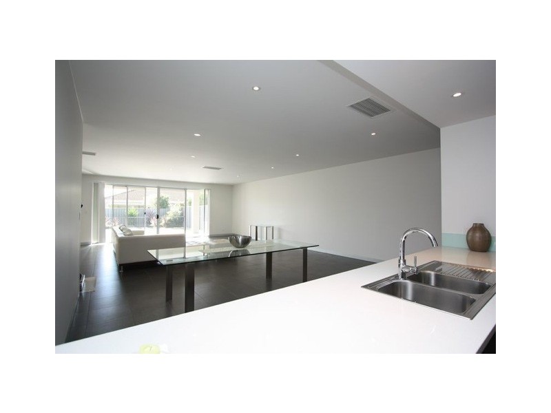 8a Harrow Road, Kidman Park SA 5025