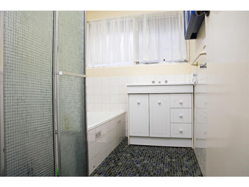 11 Mason Avenue, Happy Valley SA 5159