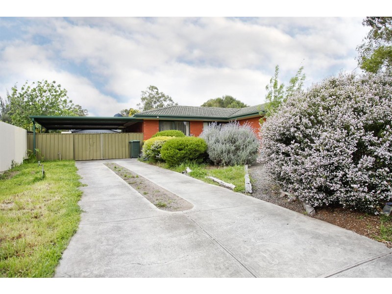 11 Mason Avenue, Happy Valley SA 5159