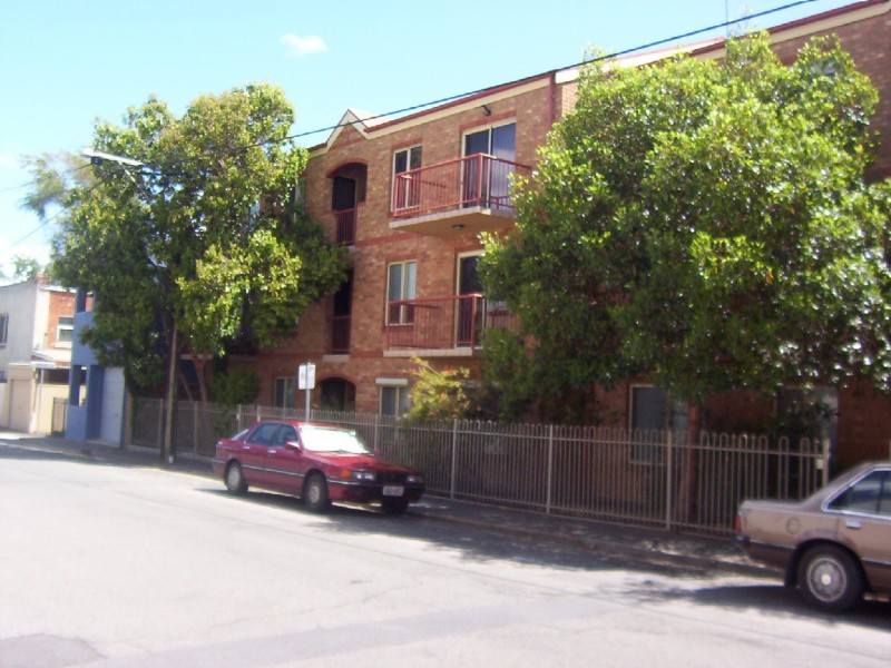2/29 St Helena Place, Adelaide SA 5000