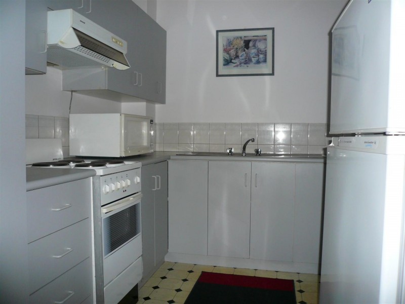 2/29 St Helena Place, Adelaide SA 5000