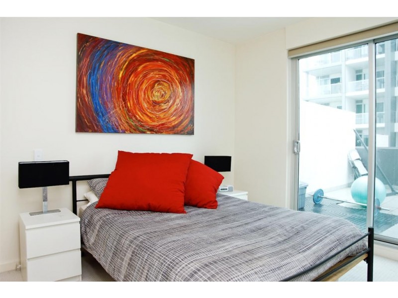 Apart 206/ 1-2 Tarni Court, Spinnaker Sky Homes, New Port SA 5015