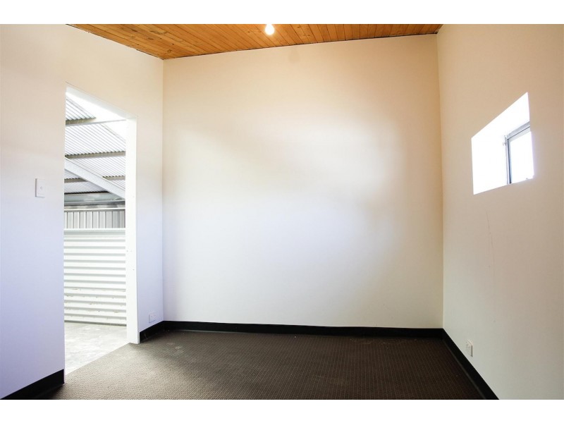 9 Frederick Street, Cavan SA 5094