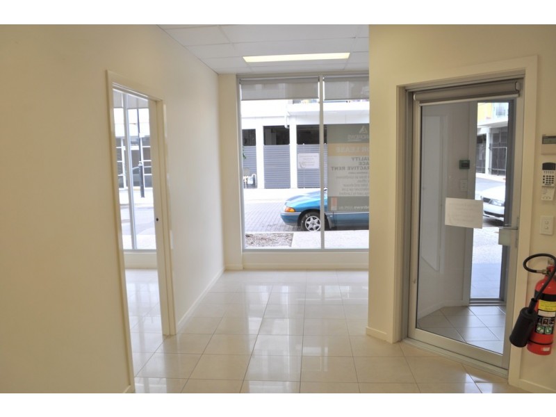 2/2 Fisher Place, Mawson Lakes SA 5095