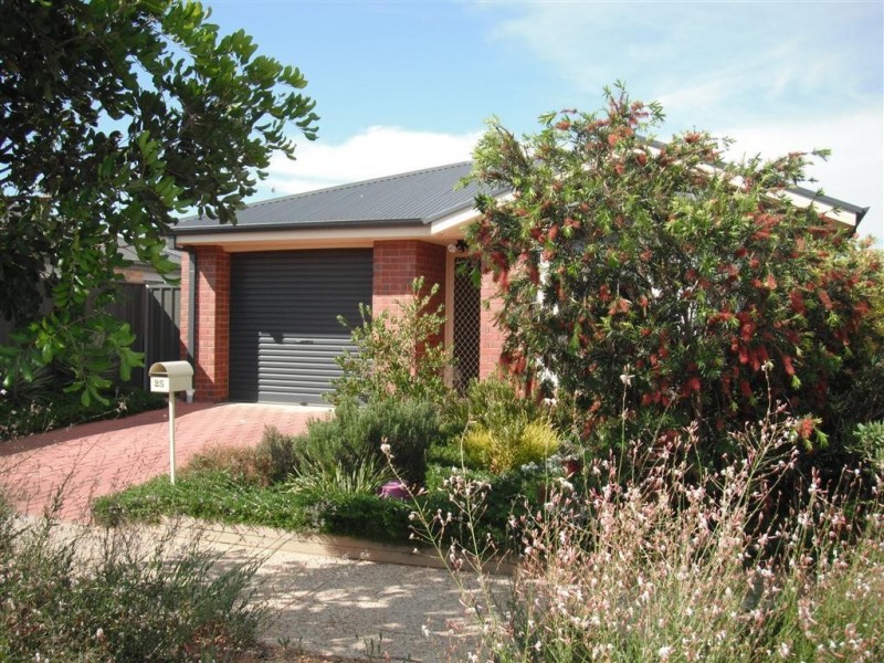 25 Wattlebird Drive, Burton SA 5110