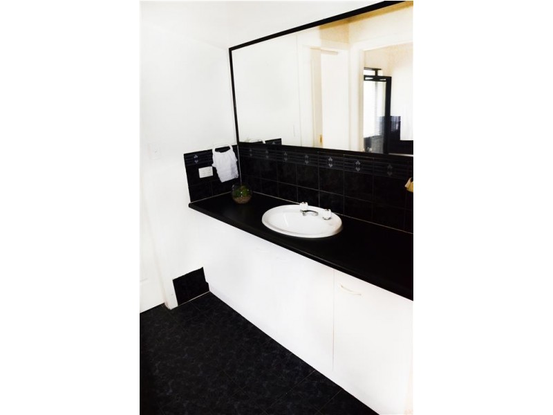 13 Knapman Crescent, Port Adelaide SA 5015