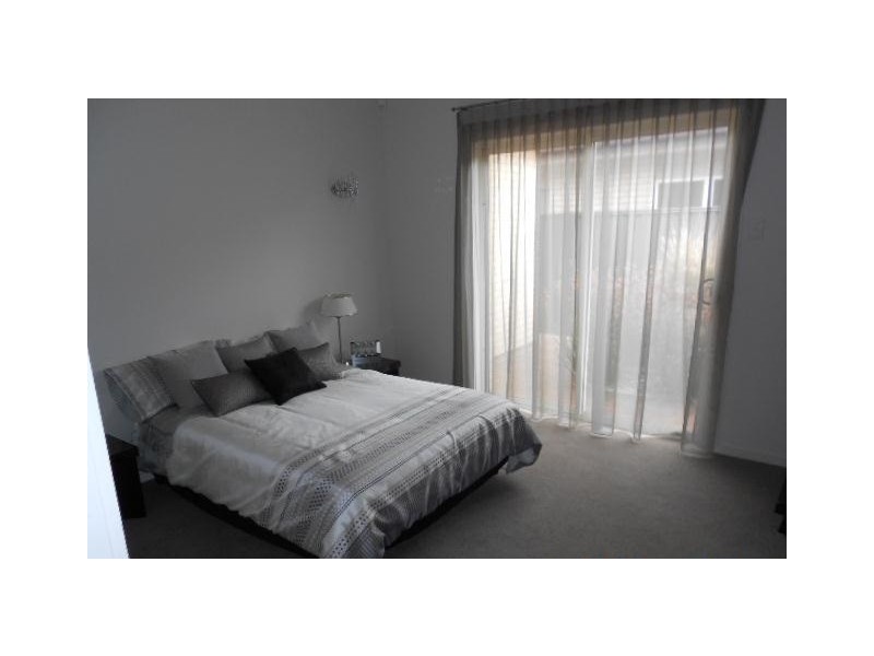 19 Jindabyne Street, Andrews Farm SA 5114