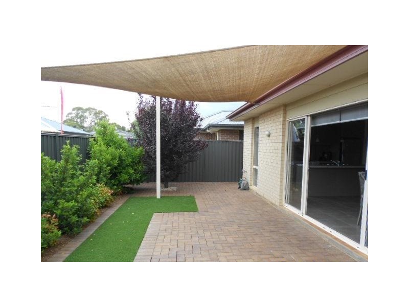 19 Jindabyne Street, Andrews Farm SA 5114