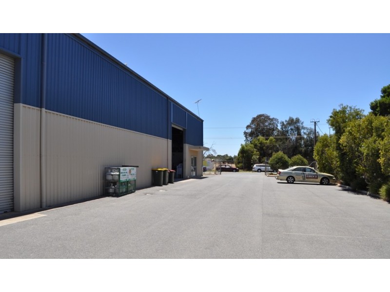 3 and 4, 25 Beafield Road, Para Hills West SA 5096