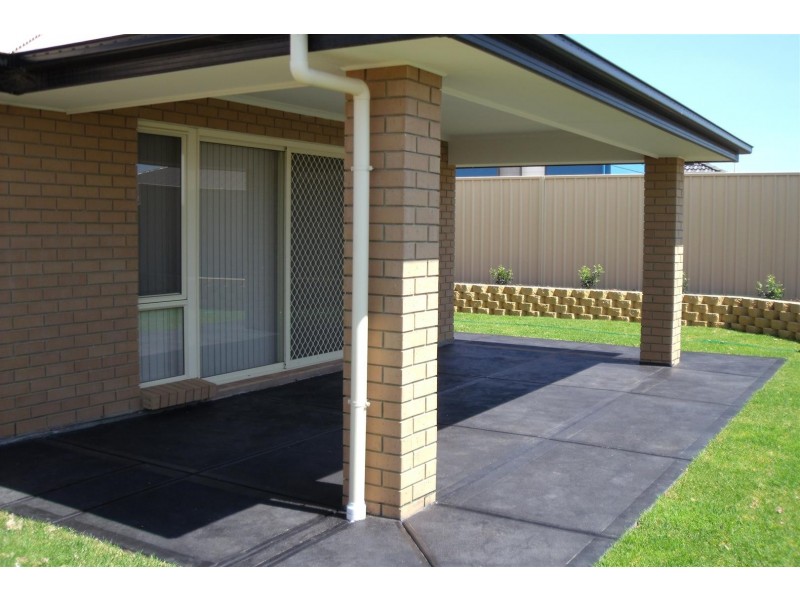 7 Scrub Avenue, Aldinga Beach SA 5173