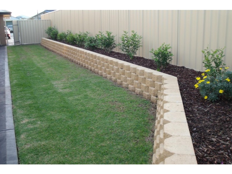 7 Scrub Avenue, Aldinga Beach SA 5173