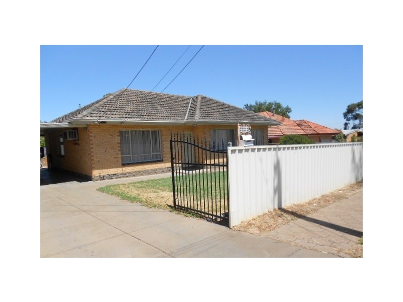 7 Penner Crescent, Para Hills SA 5096