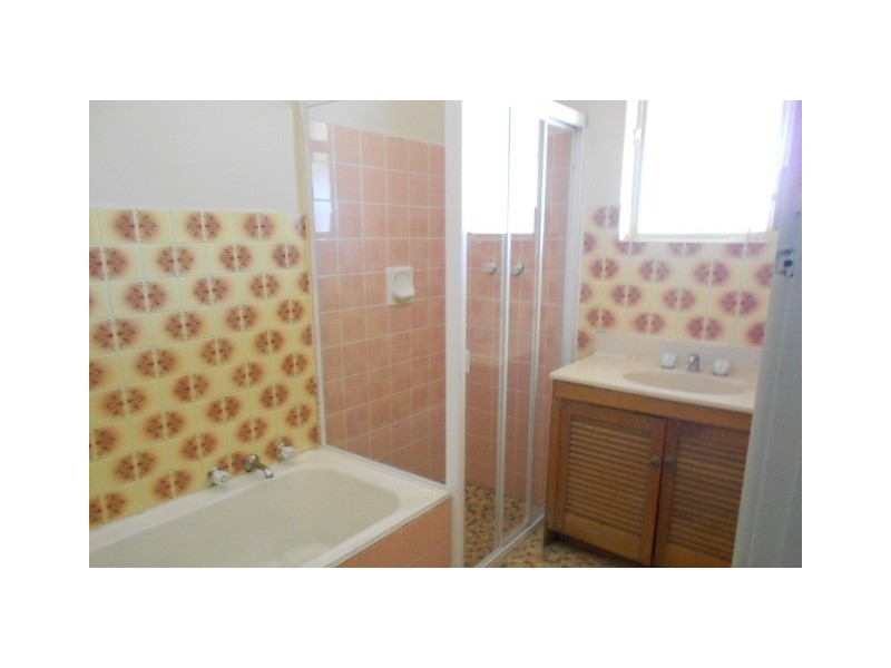 7 Penner Crescent, Para Hills SA 5096