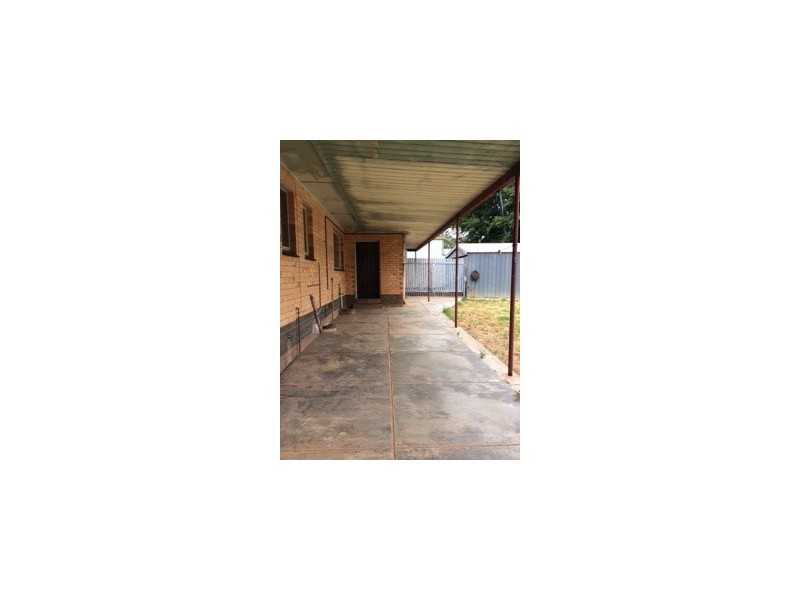 7 Penner Crescent, Para Hills SA 5096