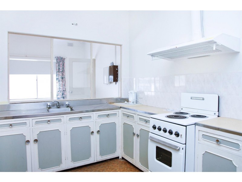 292 Sir Donald Bradman Drive, Brooklyn Park SA 5032