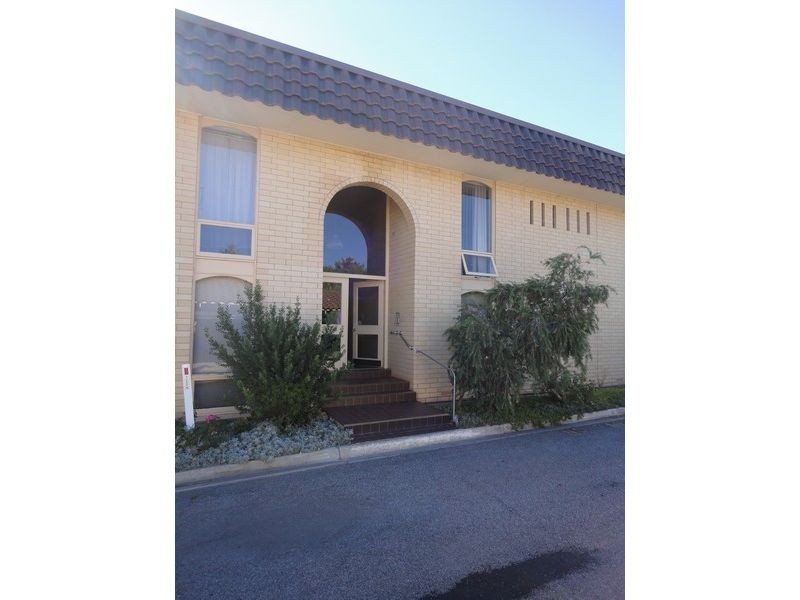 5/72 Military Road, Tennyson SA 5022