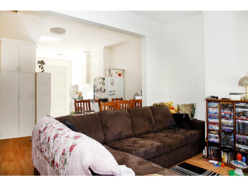 37 Tiparra Avenue, Park Holme SA 5043