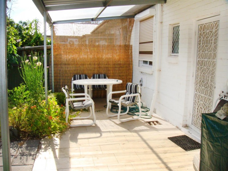 37 Tiparra Avenue, Park Holme SA 5043