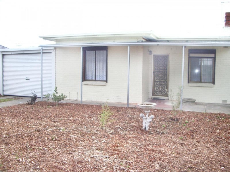 37 Tiparra Avenue, Park Holme SA 5043