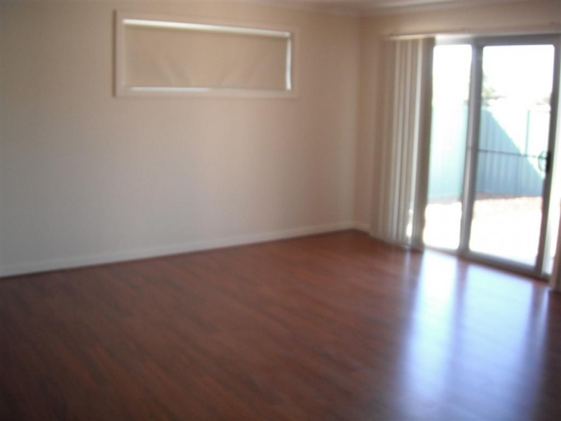 4 LIVERPOOL PLACE, Elizabeth Park SA 5113