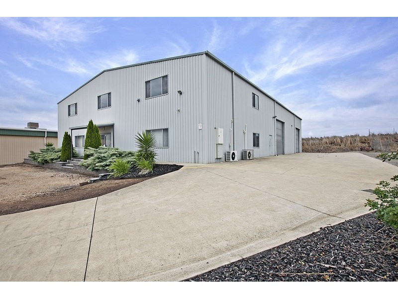 19 Crompton Road, Mount Barker SA 5251