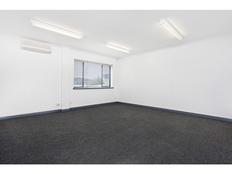 19 Crompton Road, Mount Barker SA 5251