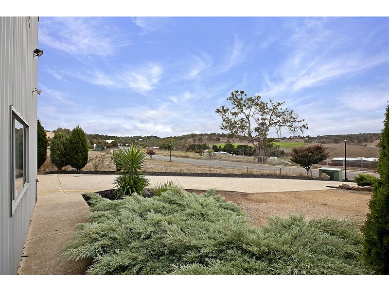 19 Crompton Road, Mount Barker SA 5251