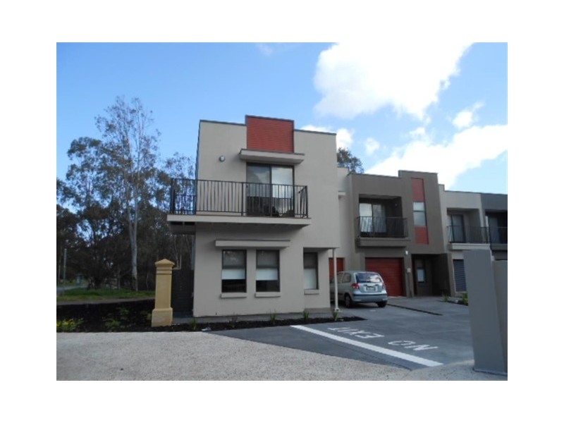 24/8 Fourth Avenue, Mawson Lakes SA 5095