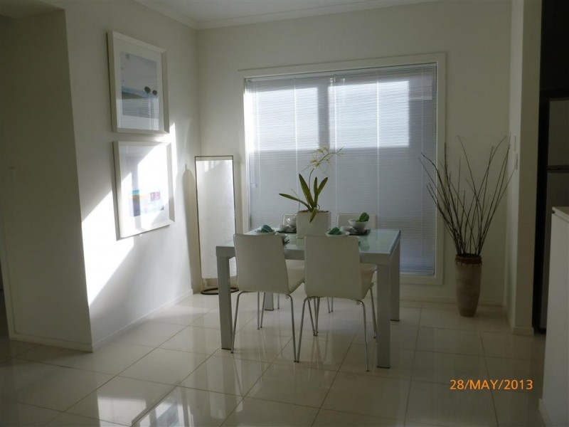 8 East Parkway, Andrews Farm SA 5114