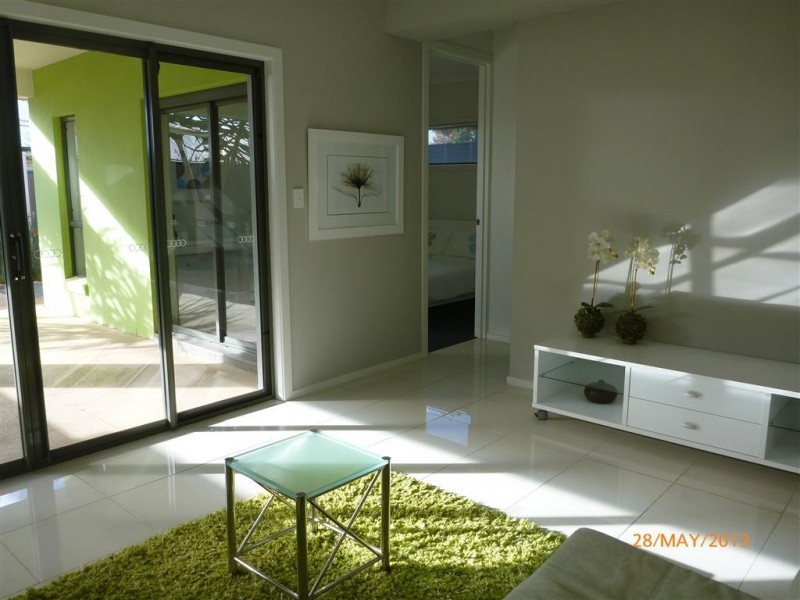 8 East Parkway, Andrews Farm SA 5114