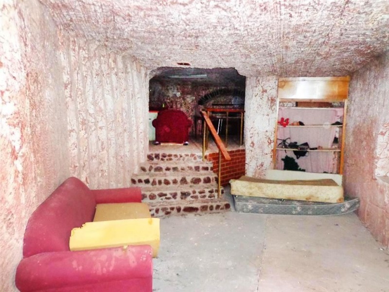 1 Jelly Cres, Coober Pedy SA 5723