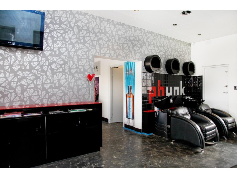 2/245 Grange Road, Findon SA 5023