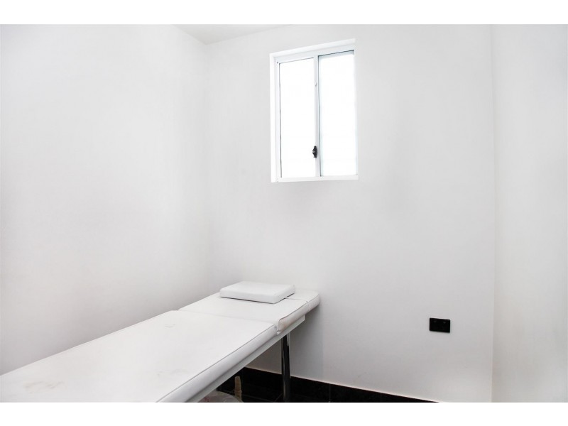 2/245 Grange Road, Findon SA 5023