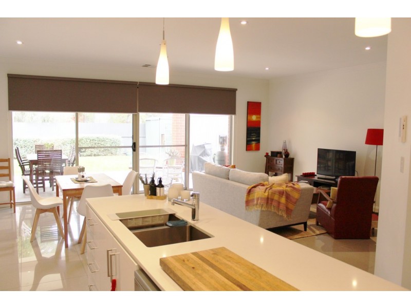 8 Nelson Avenue, Flinders Park SA 5025