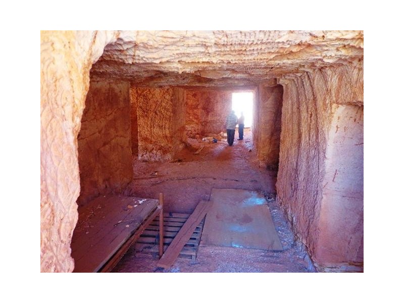Lot 2503 Saint Elijah Dr, Coober Pedy SA 5723
