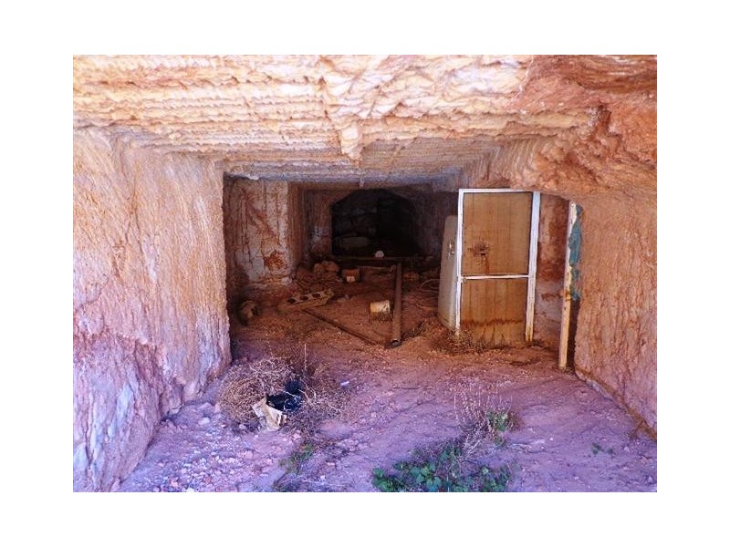 Lot 2503 Saint Elijah Dr, Coober Pedy SA 5723