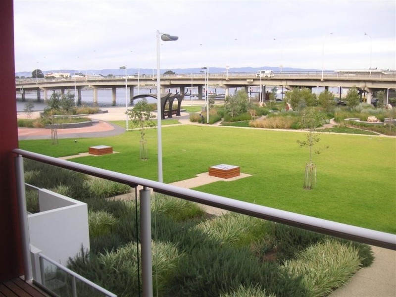 27 Tarni Court, New Port SA 5015