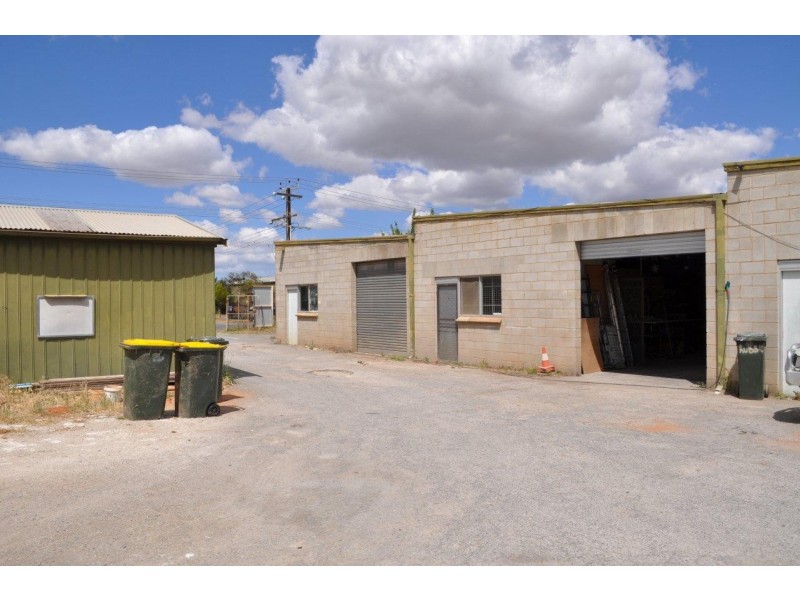 11 Bradpole Road, Elizabeth West SA 5113