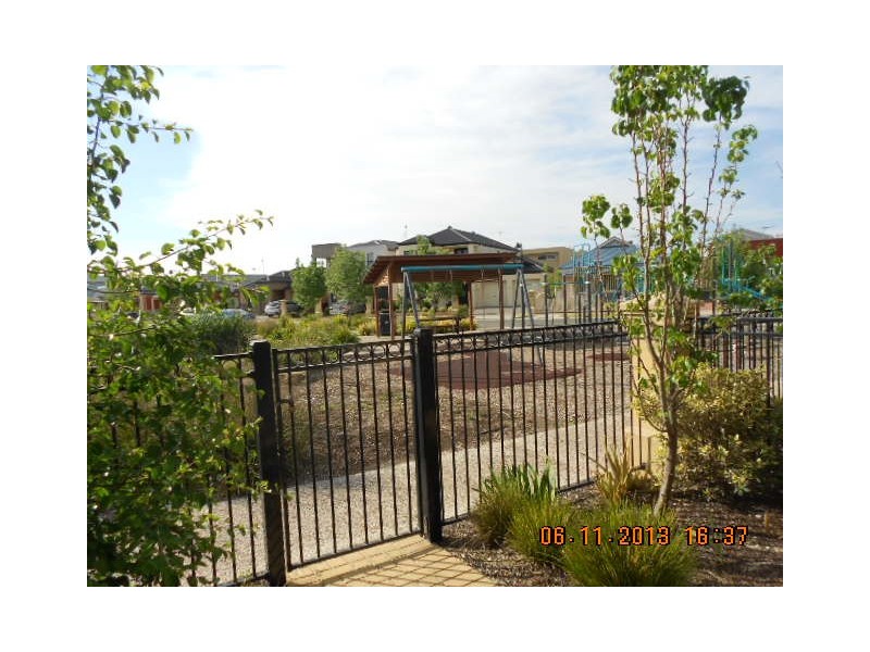 68 Hindmarsh Circuit, Mawson Lakes SA 5095