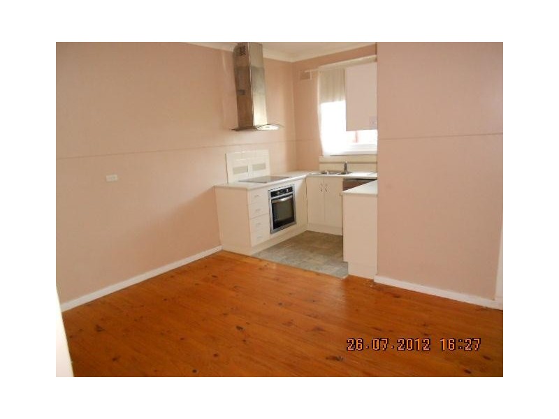 5 Hecker street, Elizabeth Grove SA 5112