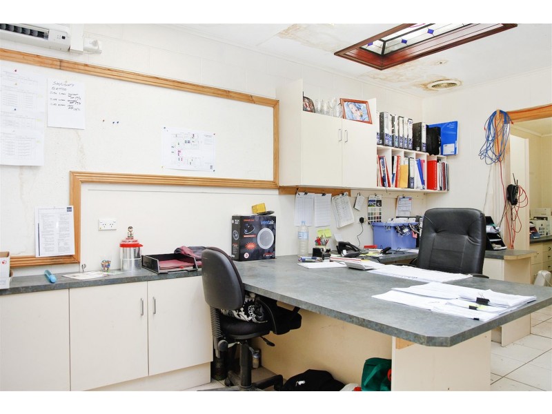 100 Brown Terrace, Salisbury SA 5108