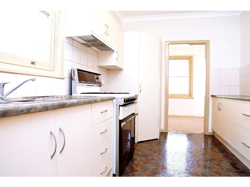 6 CAMERON ROAD, Elizabeth Vale SA 5112