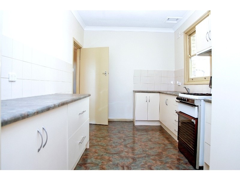 6 CAMERON ROAD, Elizabeth Vale SA 5112