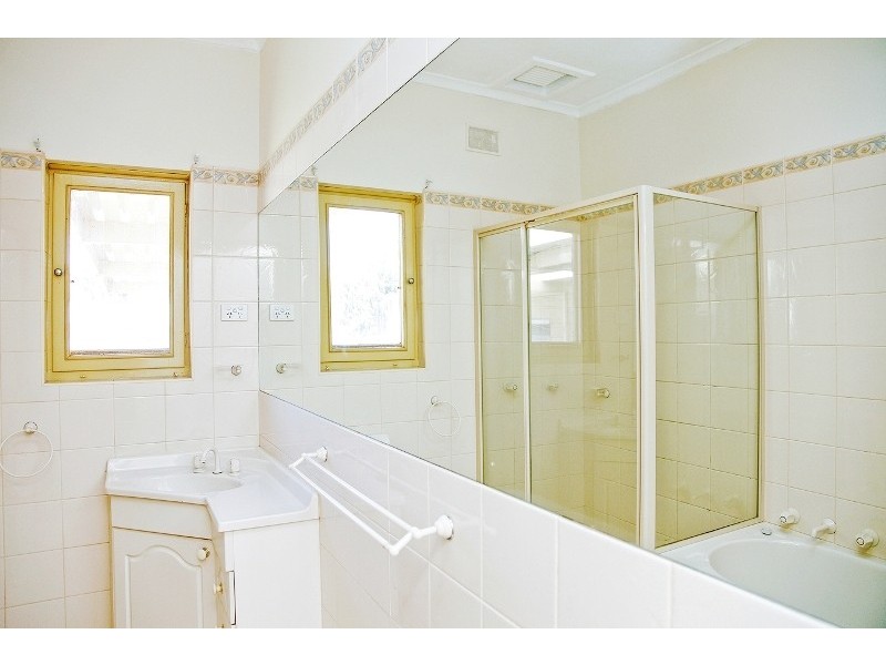 6 CAMERON ROAD, Elizabeth Vale SA 5112