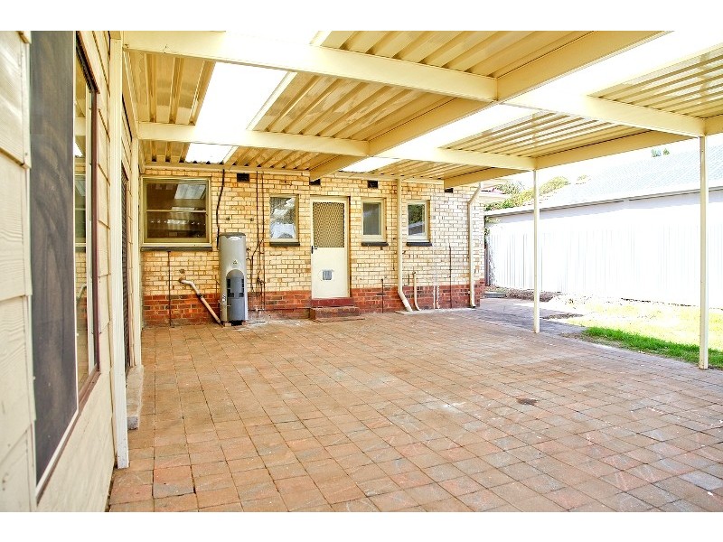 6 CAMERON ROAD, Elizabeth Vale SA 5112